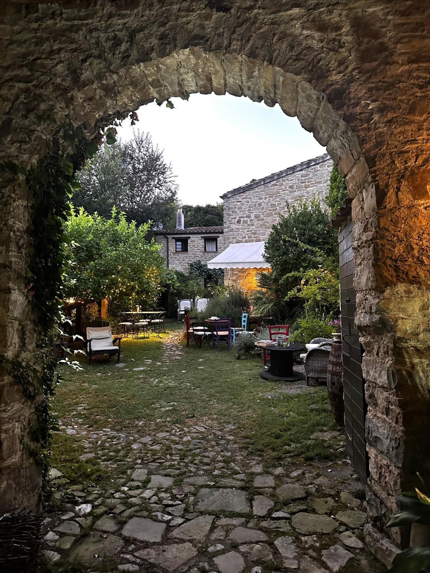 Antica Locanda Lunetta Мандас Экстерьер фото
