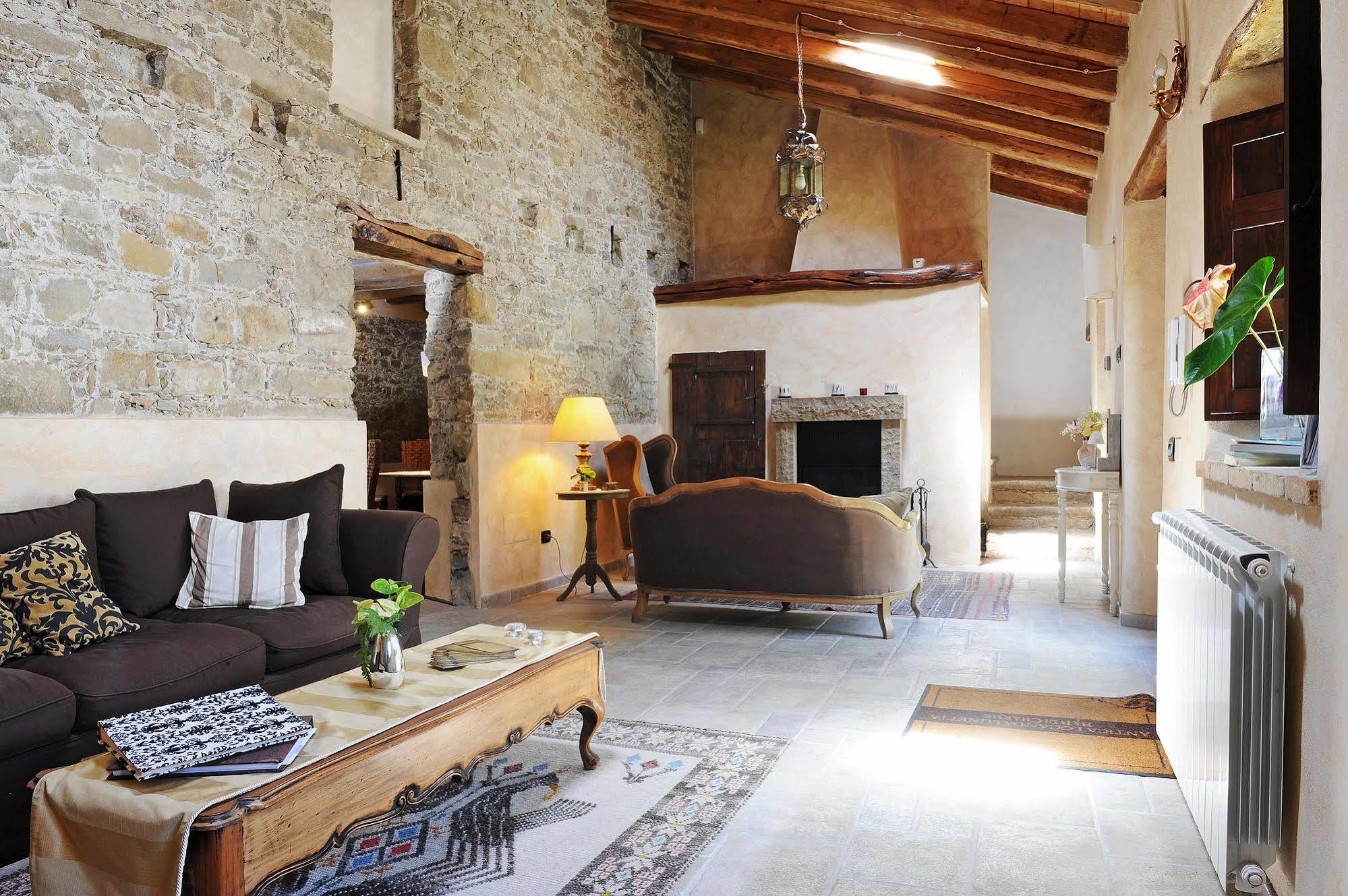 Antica Locanda Lunetta Мандас Экстерьер фото